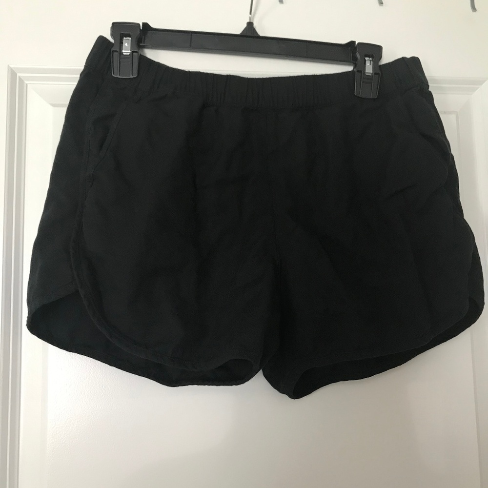 Madewell Pull-on Shorts in Black